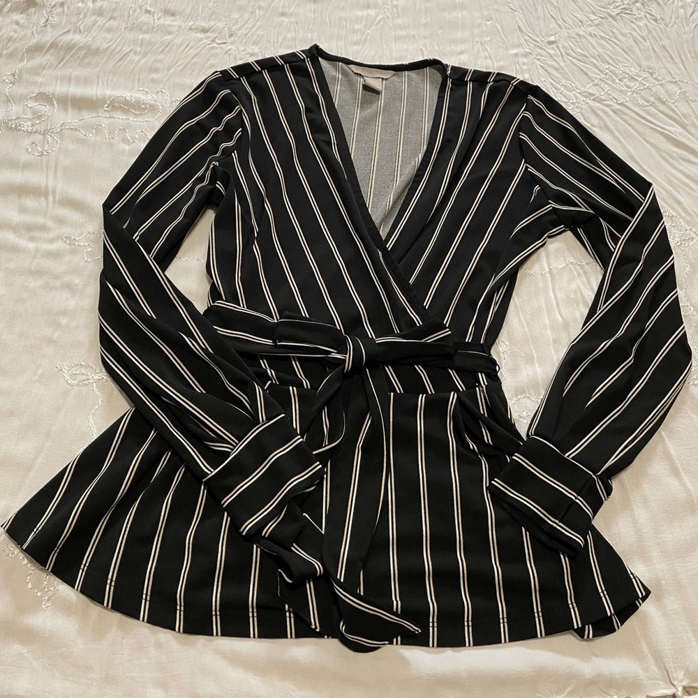 Peplum blouse. Size S